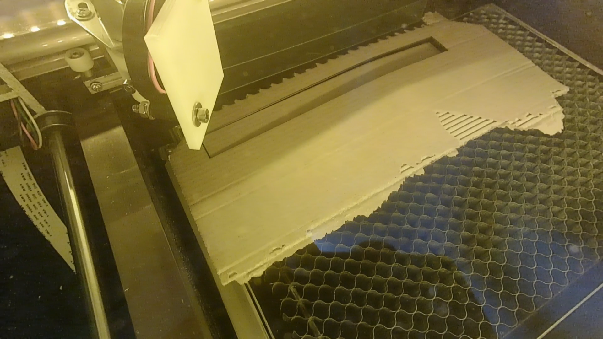 Honeycomb bed for the K40 laser cutter - Way of Wood